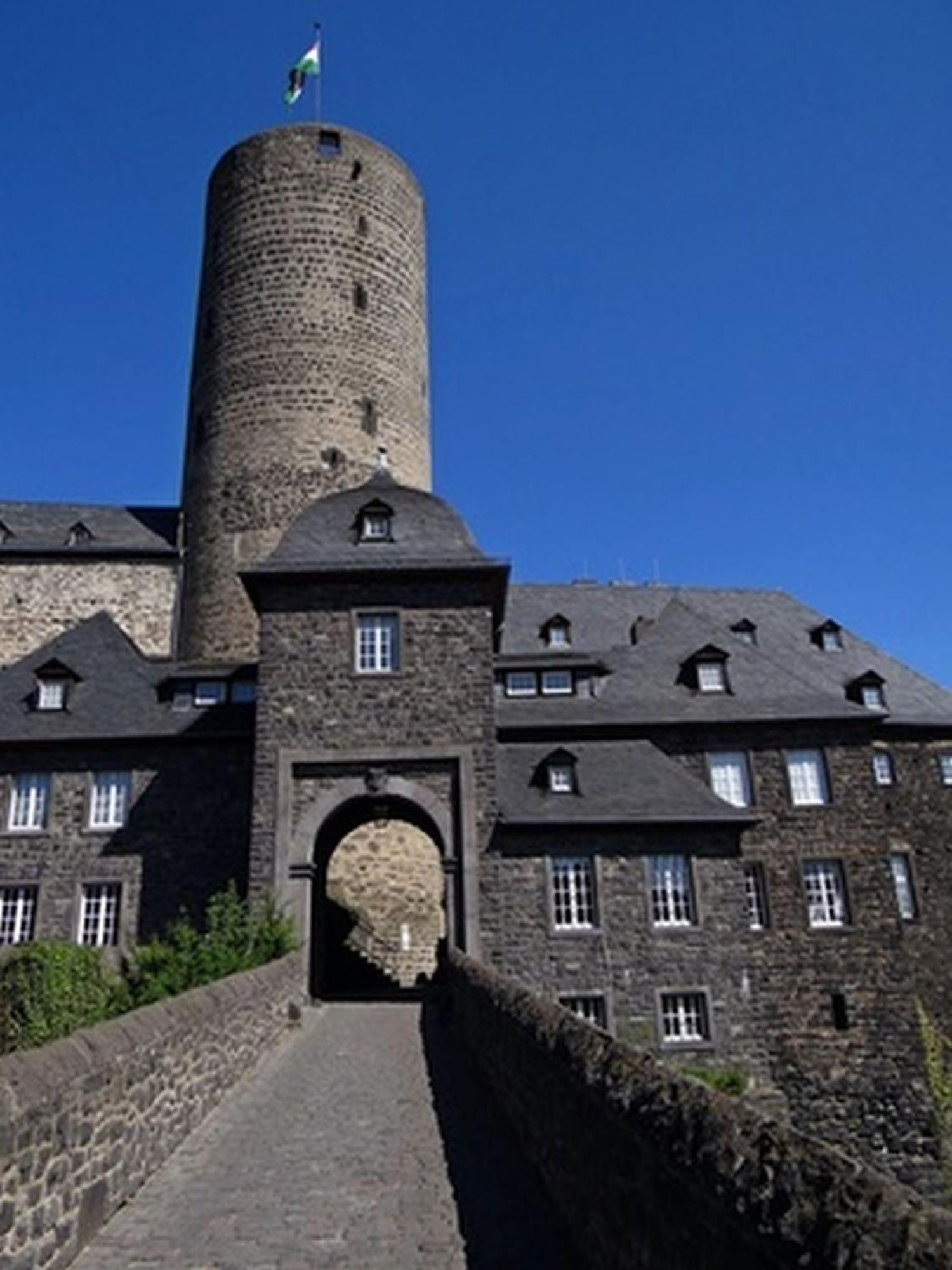 Eifelferienwohnungen "Familie Saxler" Bereborn Szoba fotó